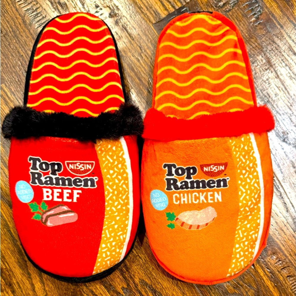 Odd Sox Top Ramen Slippers - Red and Orange - Beef and Chicken | Sz L - Unisex